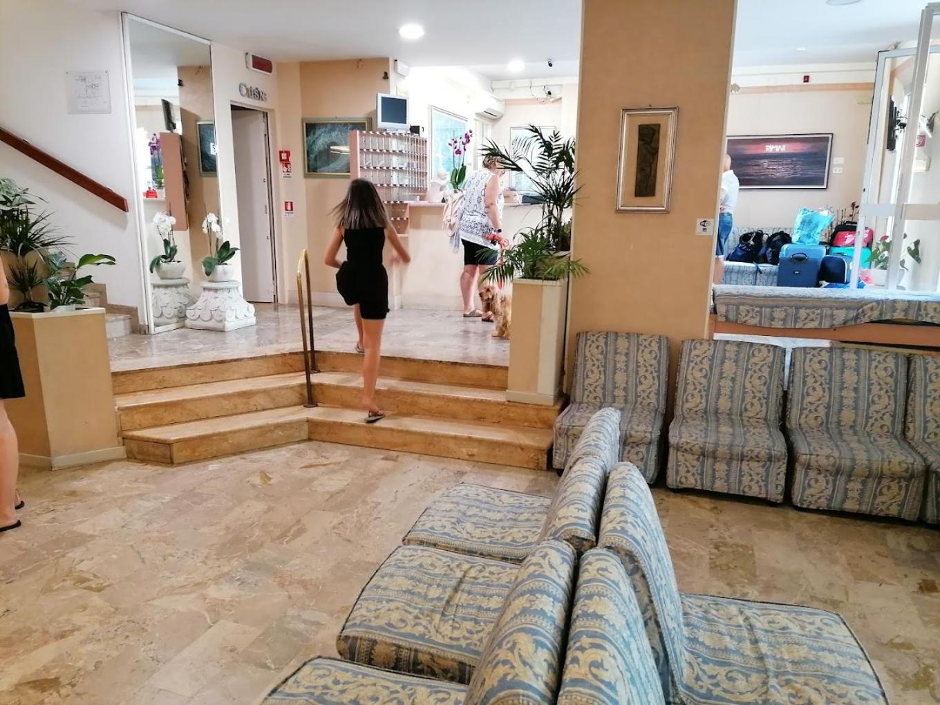 רימיני Hotel Dell'Angelo מראה חיצוני תמונה
