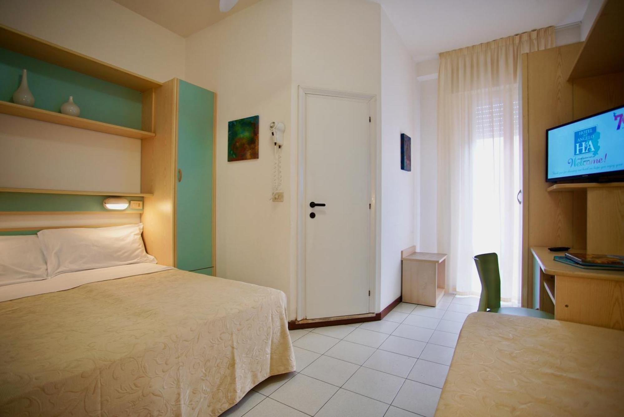 רימיני Hotel Dell'Angelo מראה חיצוני תמונה